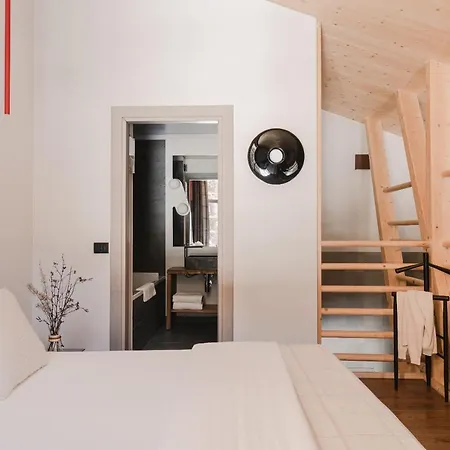 Aethos Monterosa Champoluc