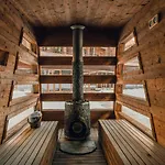 Aethos Monterosa فندق تشامبولوك