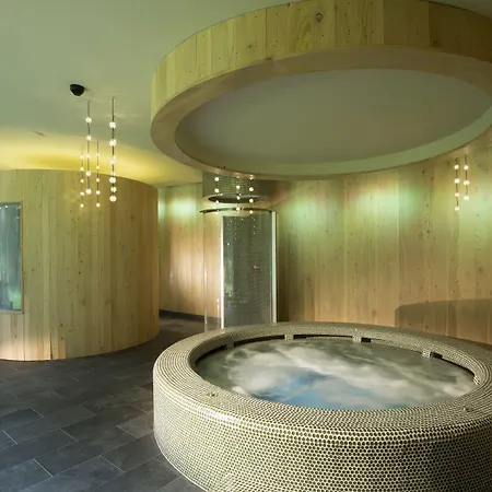 Aethos Monterosa Champoluc