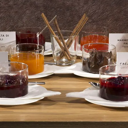 Aethos Hotel Monterosa 호텔 샴폴루크