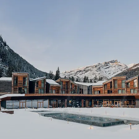 Szálloda Aethos Monterosa 5*
