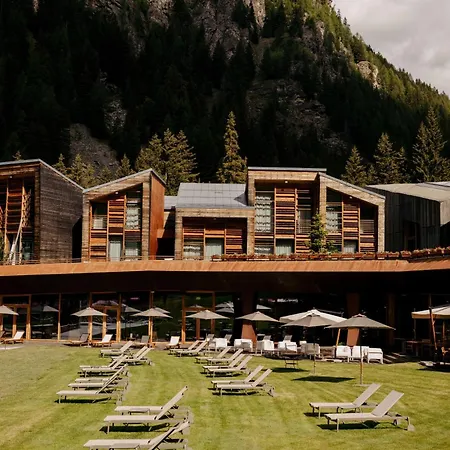 Aethos Monterosa 5*
