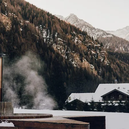 Aethos Monterosa Otel