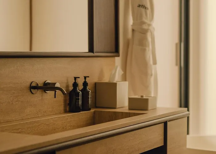 Aethos Monterosa 酒店